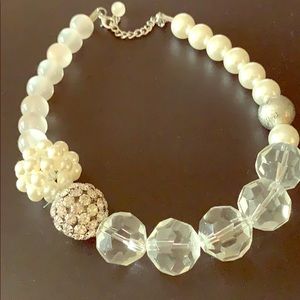 Sparkling and Pearl statement necklace